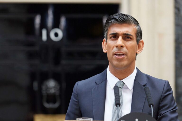 Rishi Sunak Is the UK’s Best Shot at Rejoining the EU